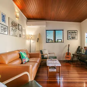 Edmund Street 47, Shelly Australia